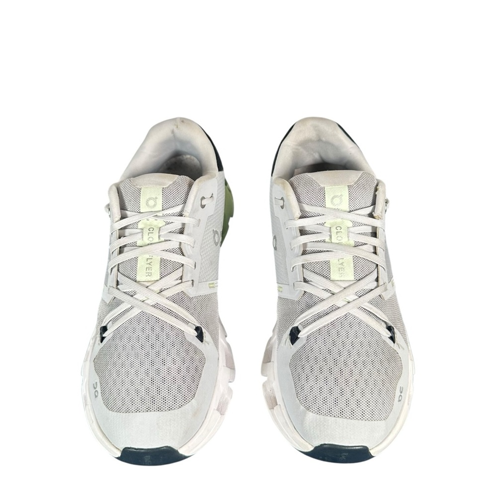 ON RUNNING Cloudflyer 4 Sneakers in glacier/meadow - Picture 6 of 10
